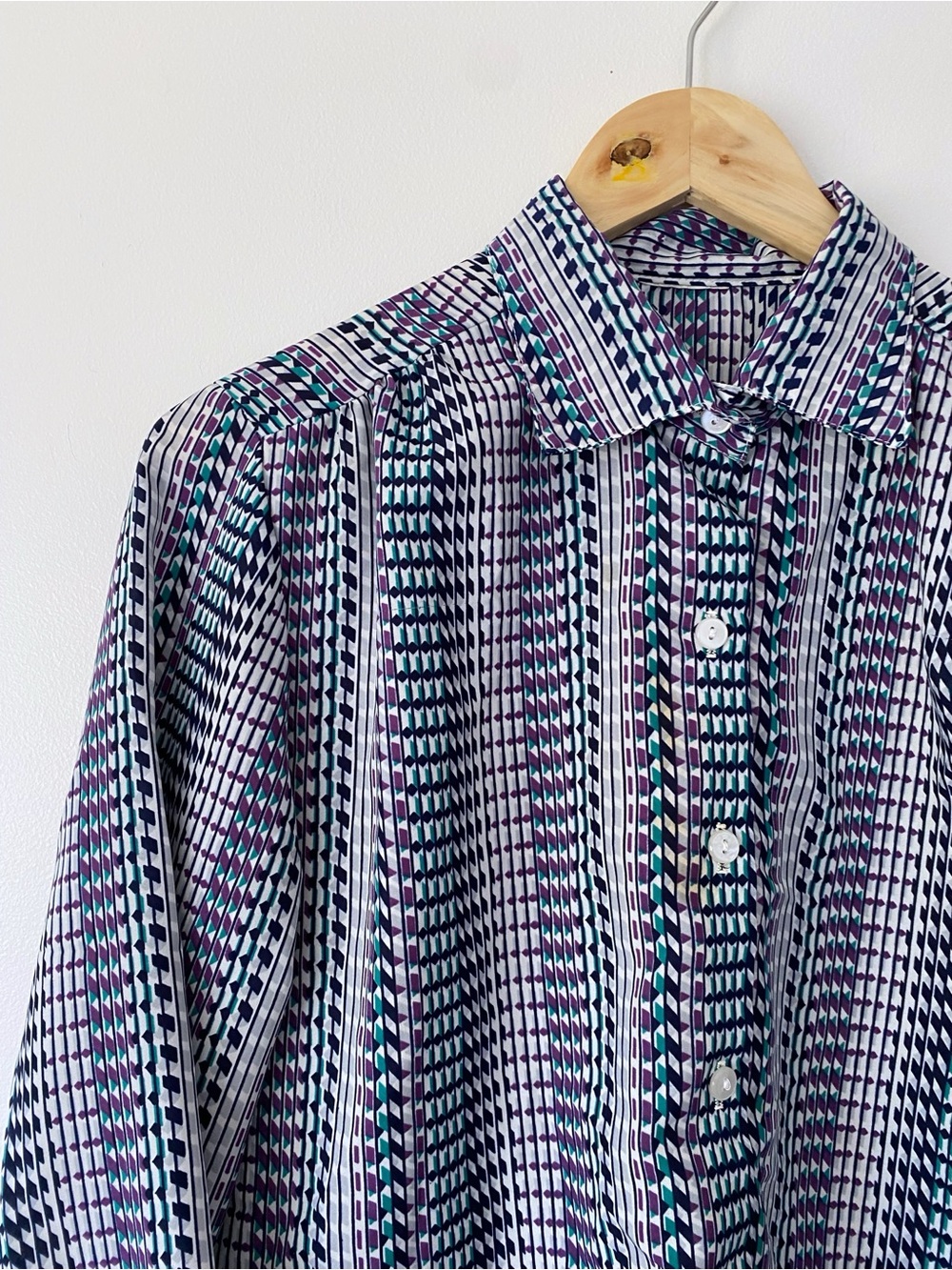 Vintage Geometric Multi-Stripe Patterned Button-Up Shirt - Blue & Purple